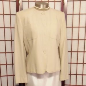 3/$18 CLOSET CLOSING NWOT JONES NY CREAM BLAZER